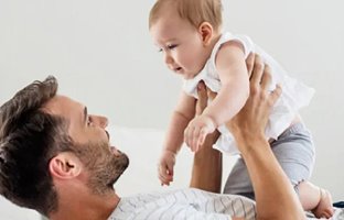 کشف تأثیر صحبت کردن بزرگسالان بر روی مغز نوزادان