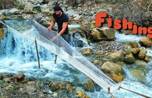 (ویدئو) یک روش جالب و بدون زحمت برای صید ماهی از رودخانه با استفاده از تور