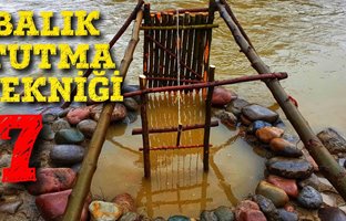 (ویدئو) یک روش عجیب و باستانی برای صید ماهی در ساحل رودخانه