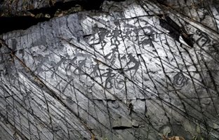 (تصاویر) کشف خطوط عجیب 4000ساله در قزاقستان 